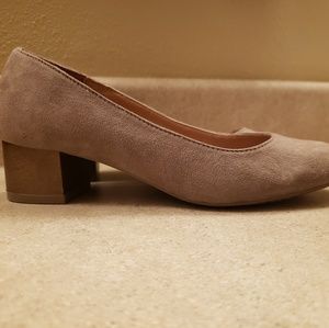 Time and Tru Tan chunky heel